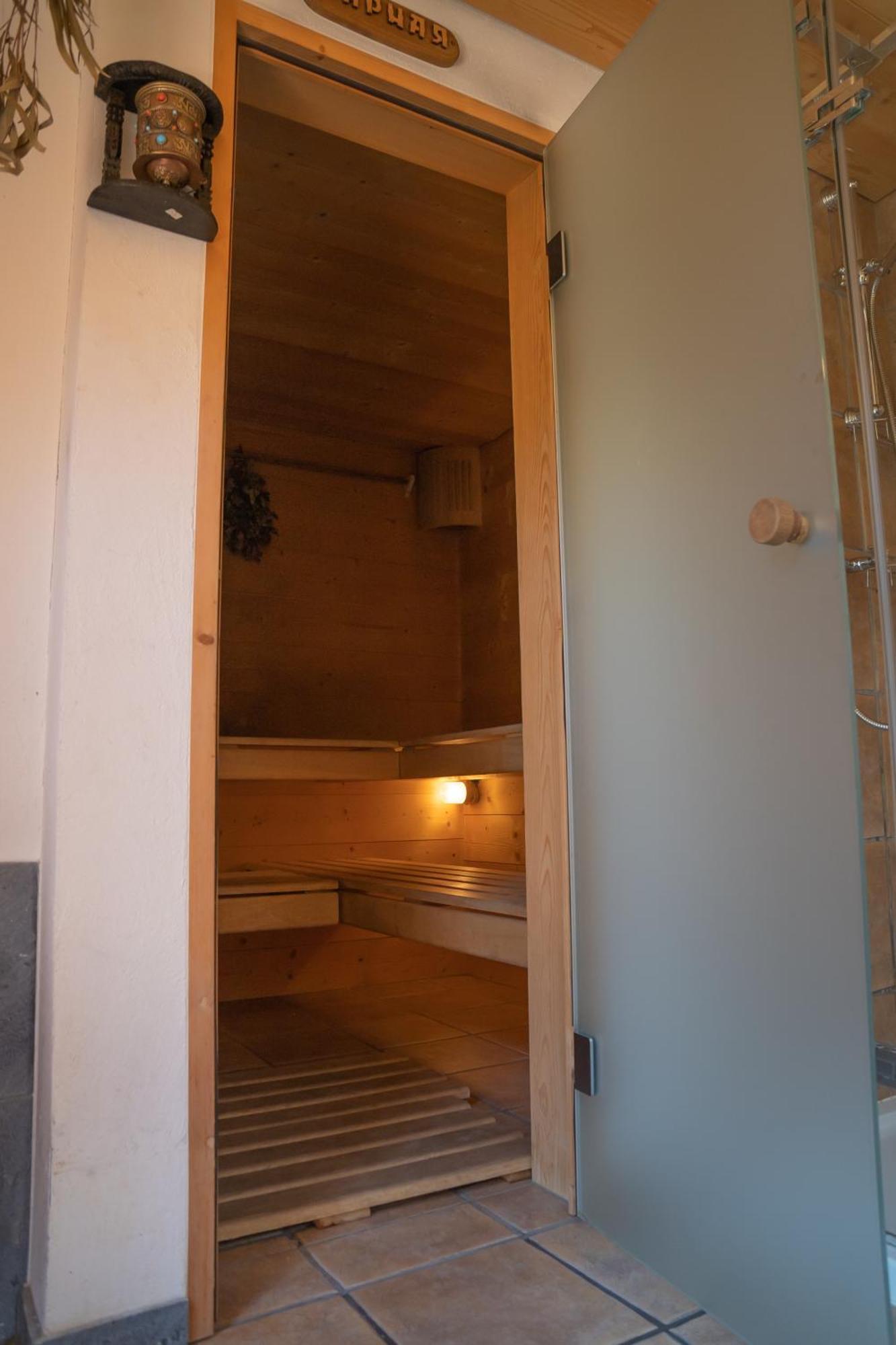 Doodle'S Amazing Chalet -Walensee - Flumserberg - Churfirsten - Heidiland - Pool - Sauna 몰스 외부 사진