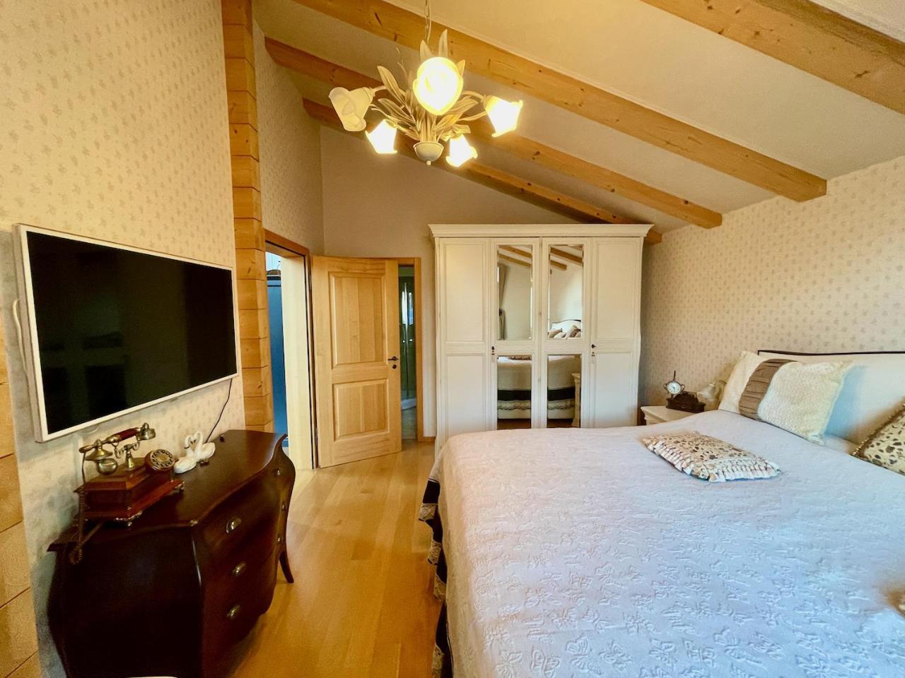 Doodle'S Amazing Chalet -Walensee - Flumserberg - Churfirsten - Heidiland - Pool - Sauna 몰스 외부 사진