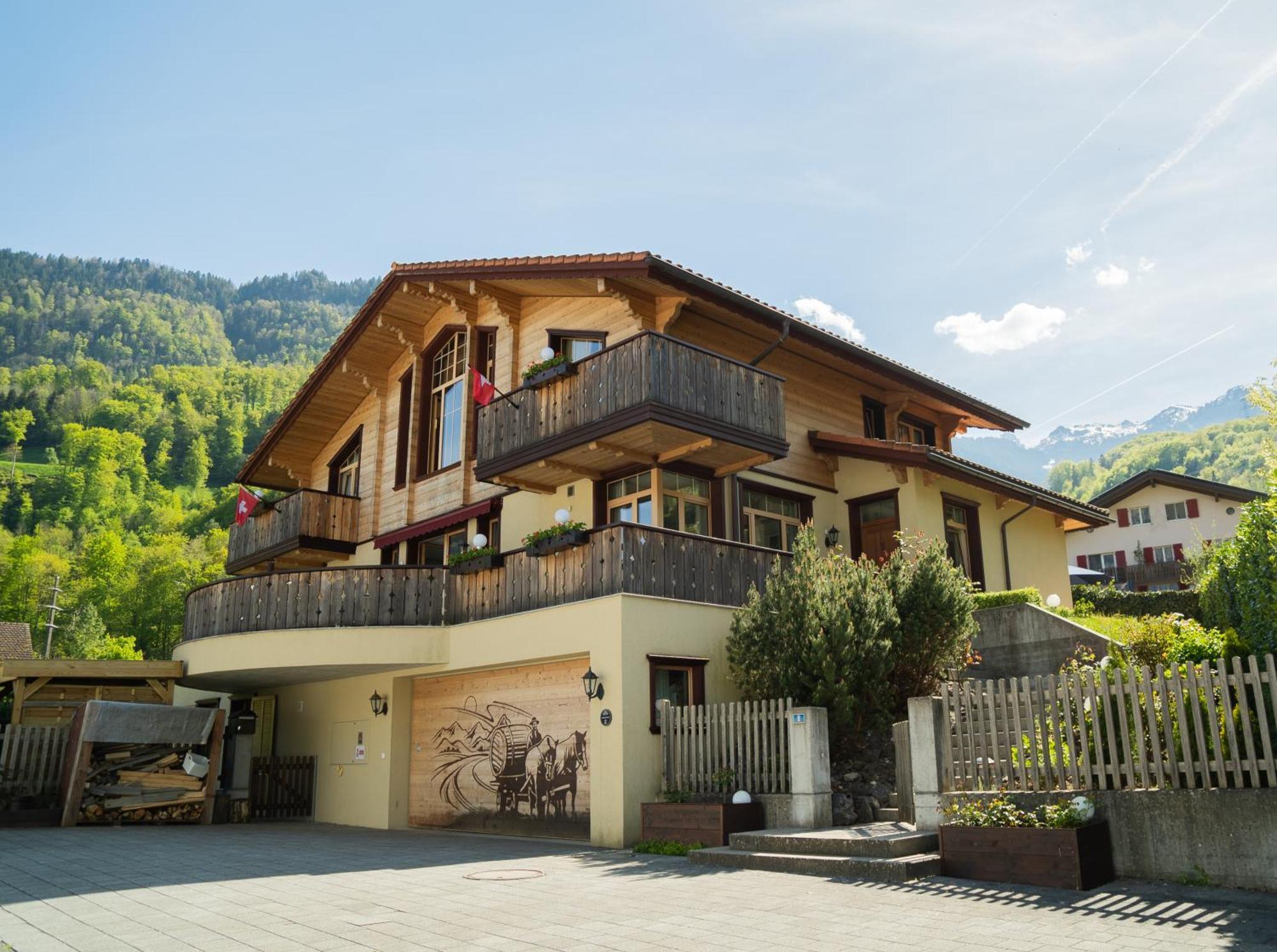 Doodle'S Amazing Chalet -Walensee - Flumserberg - Churfirsten - Heidiland - Pool - Sauna 몰스 외부 사진